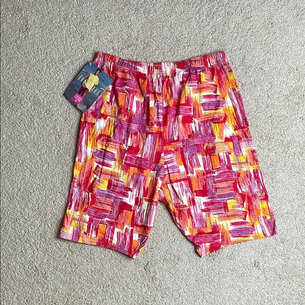 Hanes Red and Pink Athletic Shorts Vibrant Geometric Design